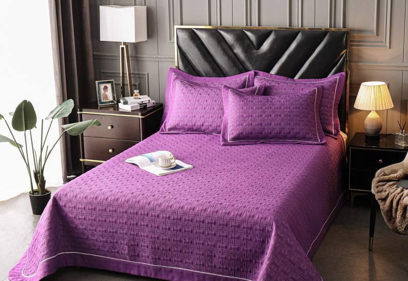 matelasse coverlet