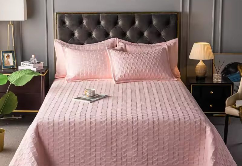 queen coverlet