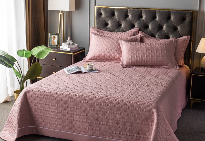 lightweight coverlet