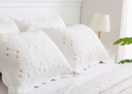 white matelasse coverlet